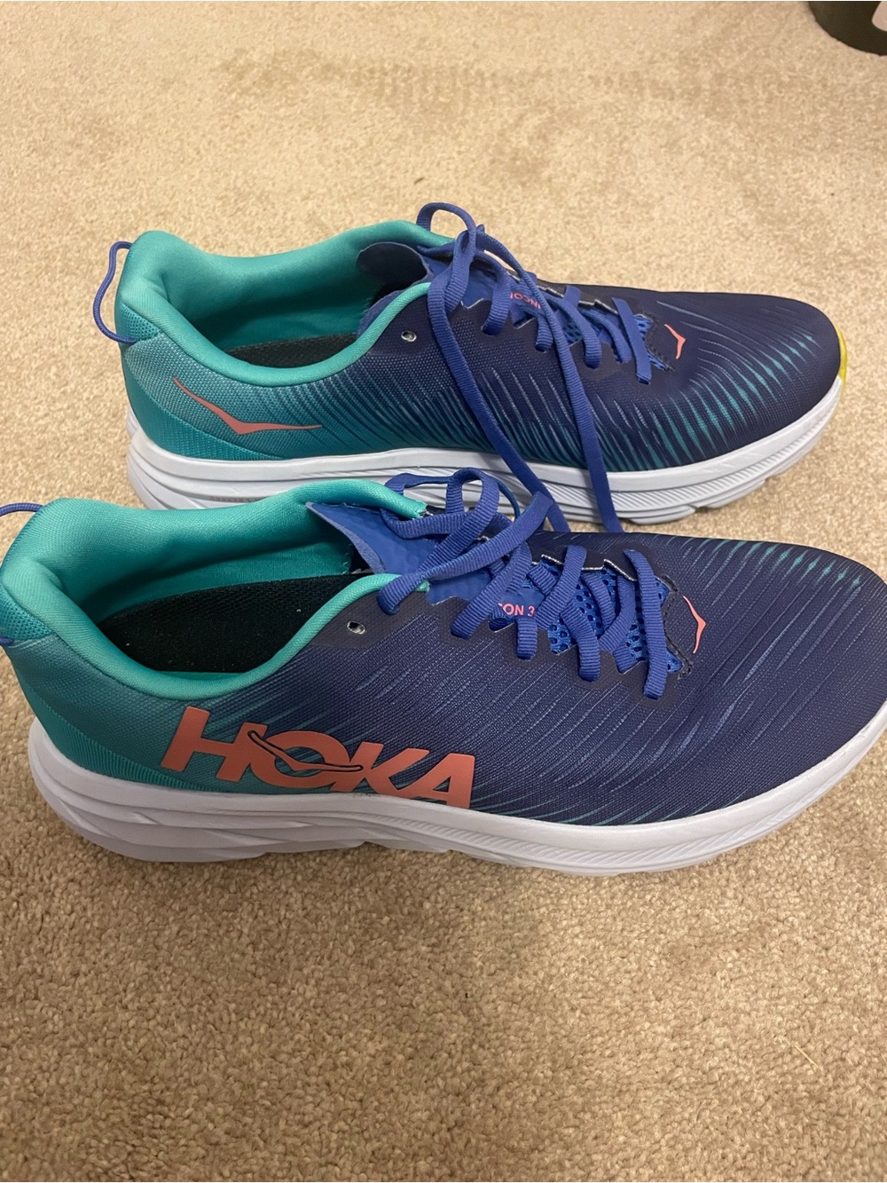 Hoka Rincon 3 Women’s 9B (Narrow)